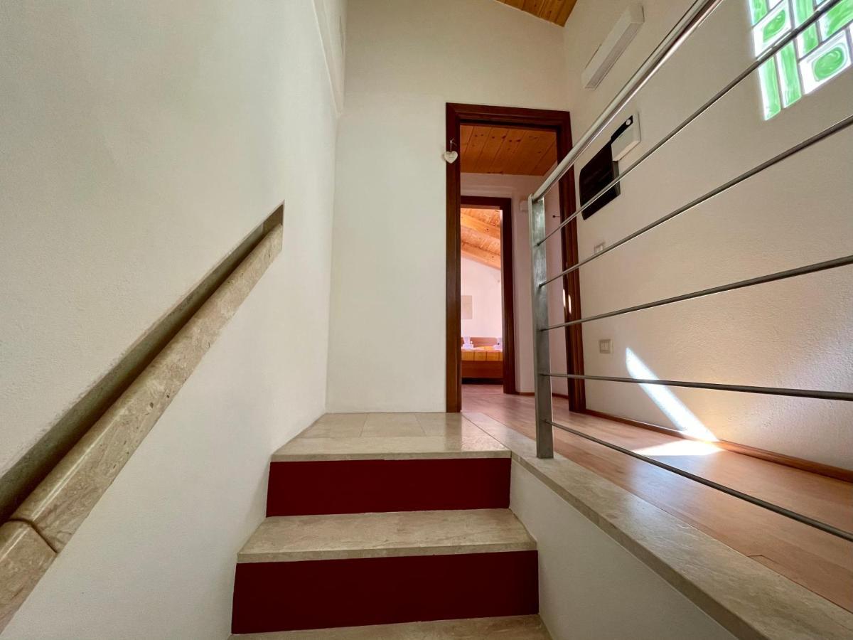 Domo Is Solus - Affittacamere - Living Sant'Antioco Exterior photo